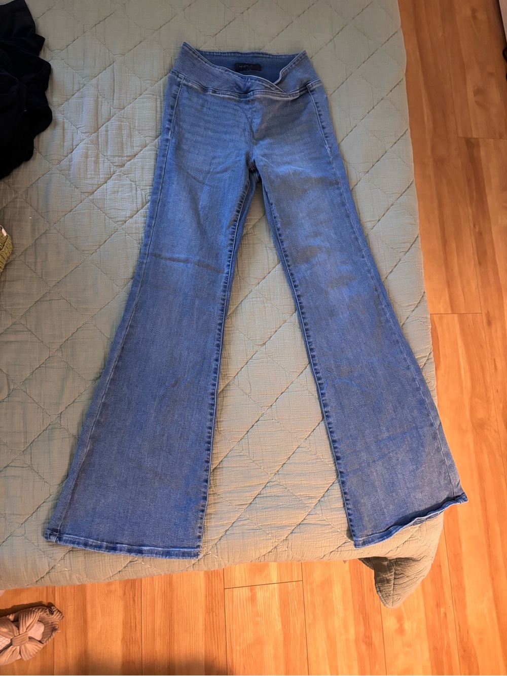 Aeropostale Light Blue Flare Wide-Leg Jeans